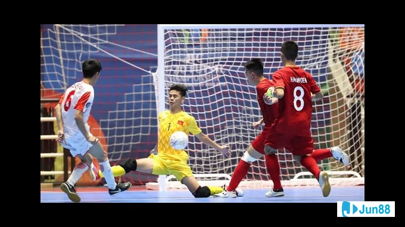 Yêu cầu về trang phục khi thay thủ